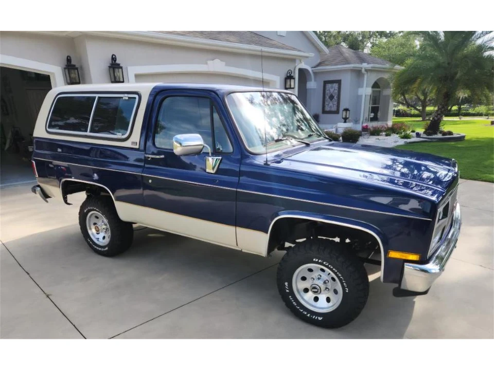 1990 GMC Jimmy 2nd Gen - Image 3 of 7