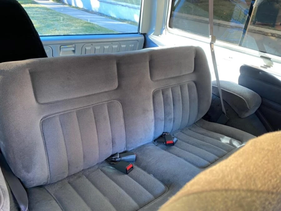 1990 GMC Jimmy - Image 16 of 30