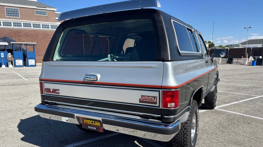 1990 GMC Jimmy - Image 5 of 30