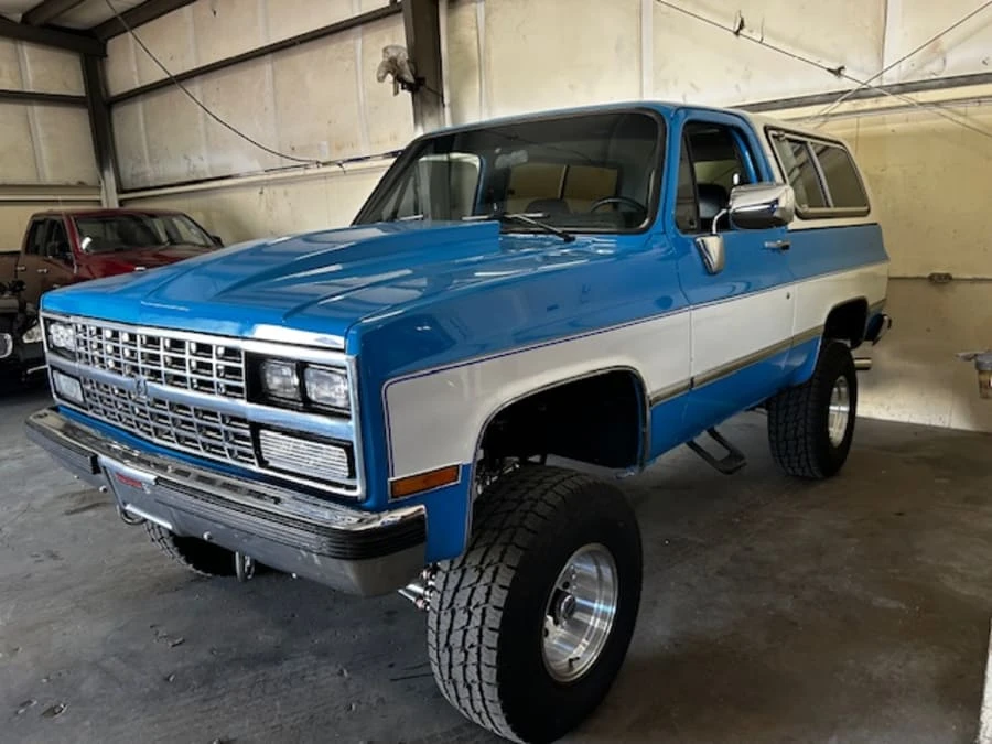 1990 GMC Jimmy 2nd Gen - Image 4 of 8