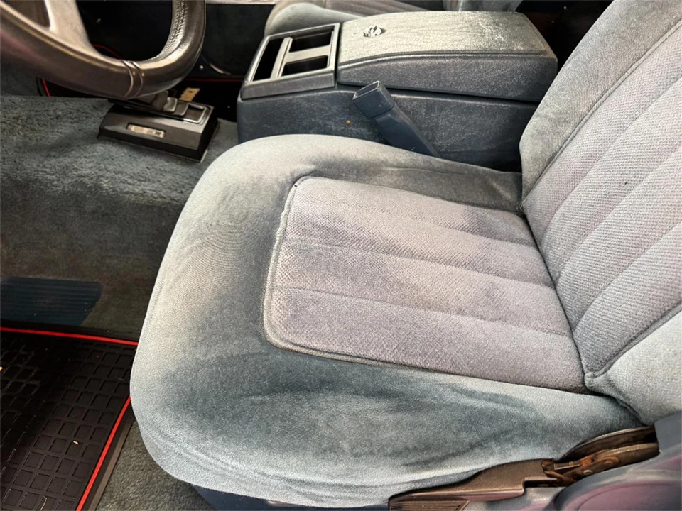 1990 GMC Jimmy 2nd Gen - Image 22 of 31