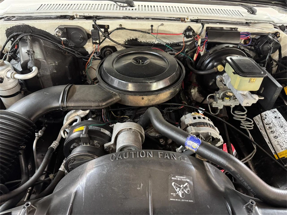 1990 GMC Jimmy 2nd Gen - Image 8 of 31