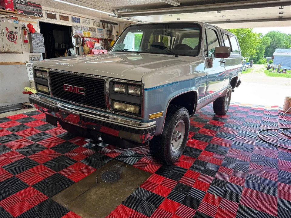 1990 GMC Jimmy 2nd Gen - Image 5 of 31