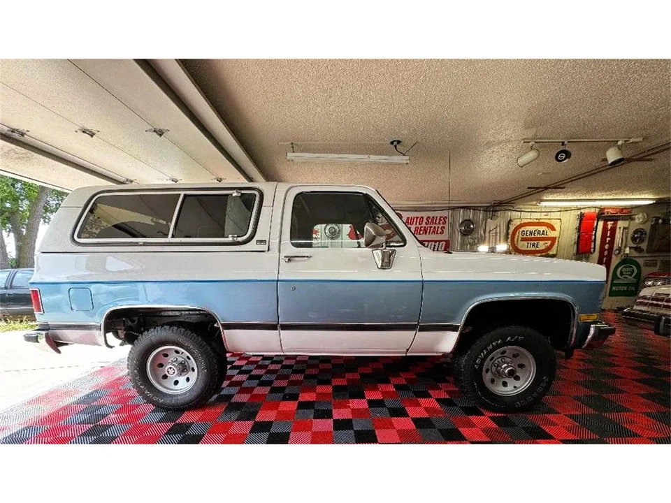 1990 GMC Jimmy 2nd Gen - Image 6 of 31