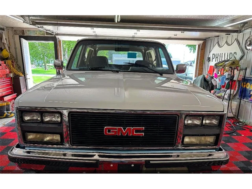 1990 GMC Jimmy 2nd Gen - Image 8 of 31