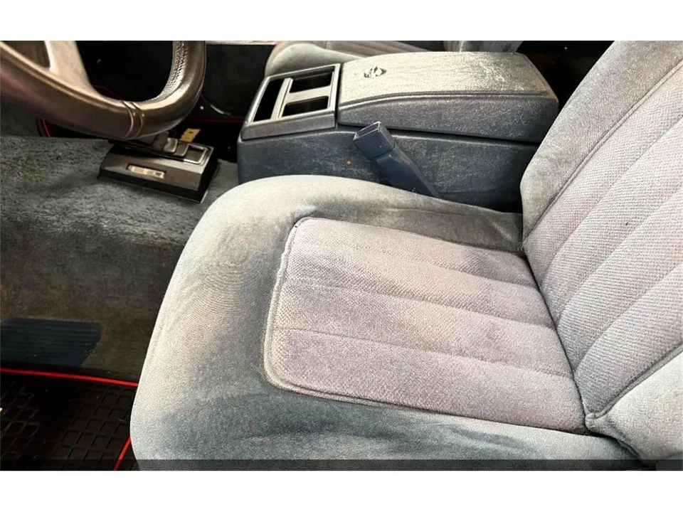 1990 GMC Jimmy 2nd Gen - Image 11 of 31
