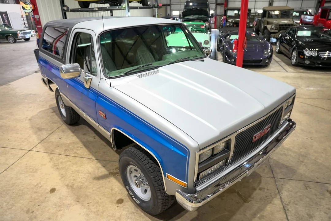 1990 GMC Jimmy 2nd Gen - Image 14 of 21
