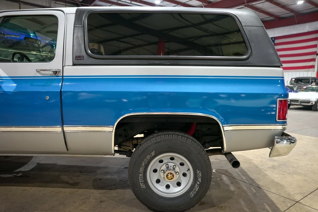 1990 GMC Jimmy 2nd Gen - Image 5 of 21