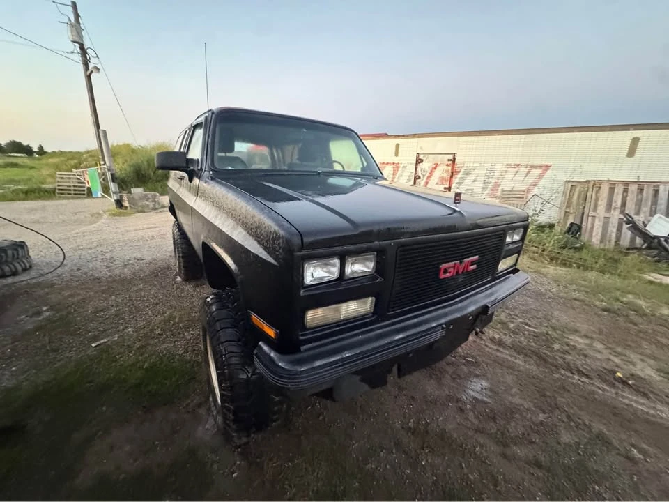 1990 GMC Jimmy 2nd Gen - Image 4 of 8