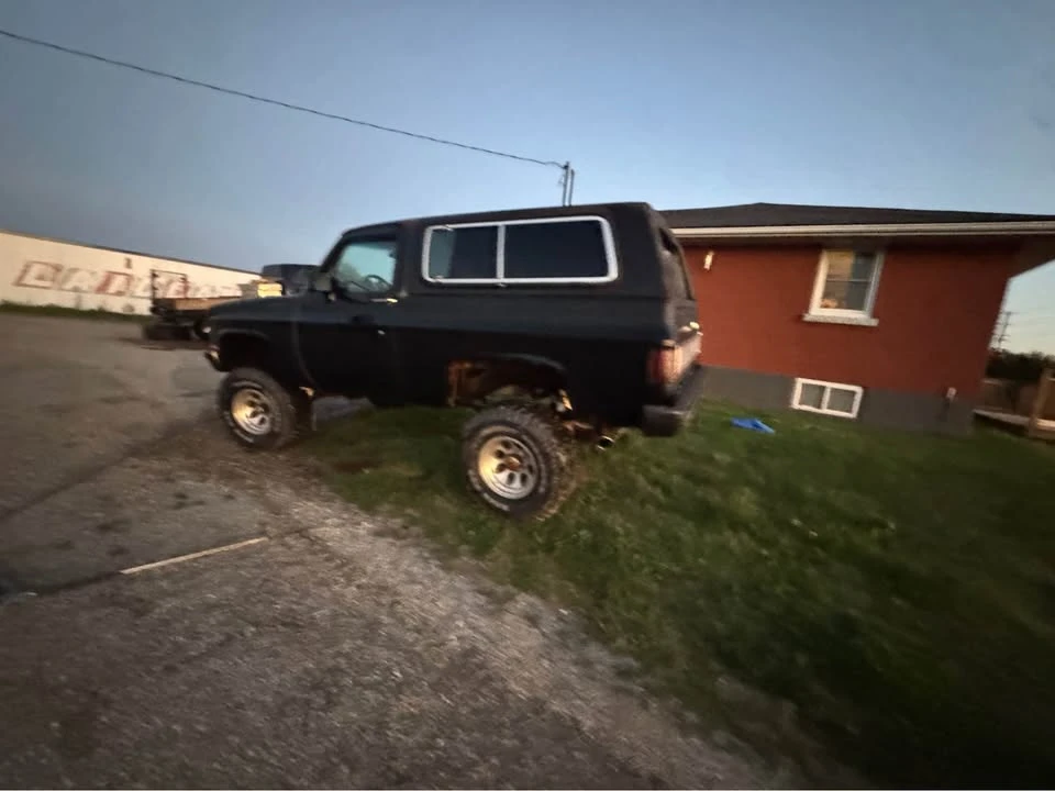 1990 GMC Jimmy 2nd Gen - Image 5 of 8