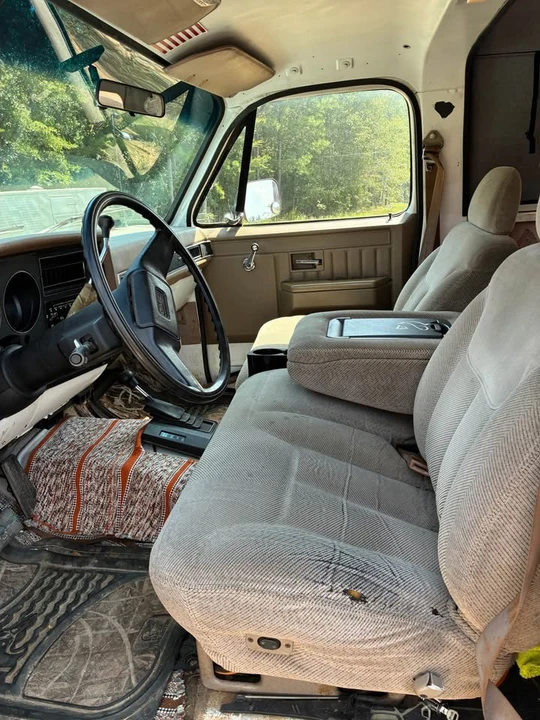 1990 GMC Jimmy 2nd Gen - Image 7 of 7