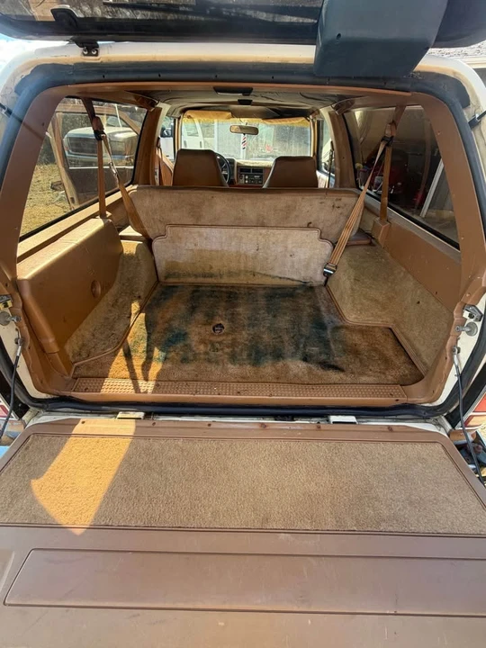 1990 GMC S-15 Jimmy 1st Gen - Image 9 of 9