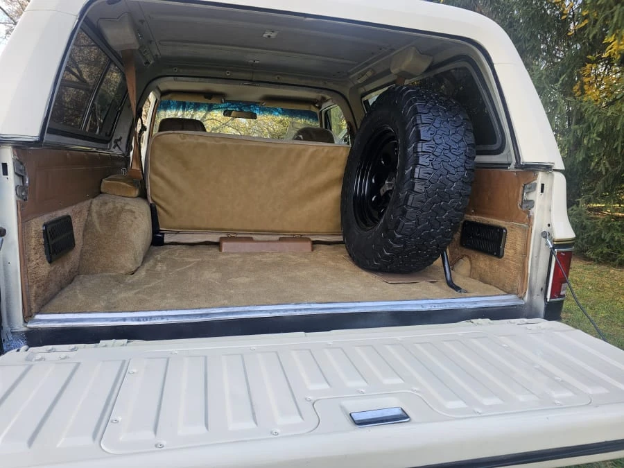 1990 GMC Jimmy 2nd Gen - Image 12 of 16