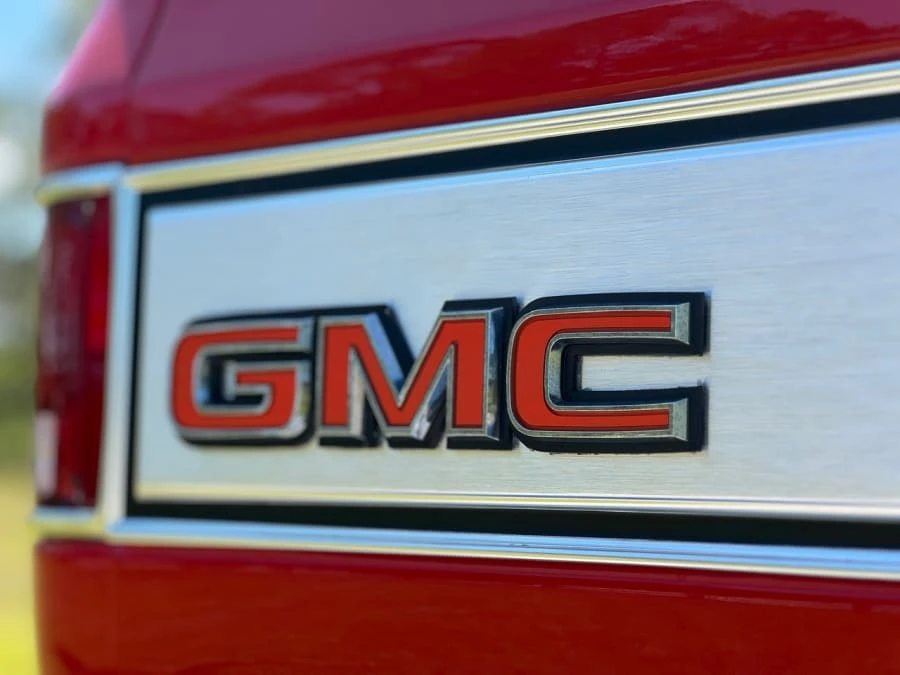 1990 GMC Jimmy 2nd Gen - Image 10 of 25