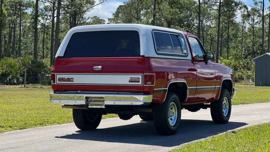 1990 GMC Jimmy 2nd Gen - Image 3 of 25