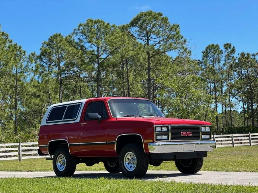 1990 GMC Jimmy 2nd Gen - Image 9 of 25