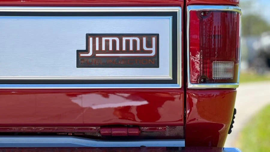 1990 GMC Jimmy 2nd Gen - Image 10 of 25