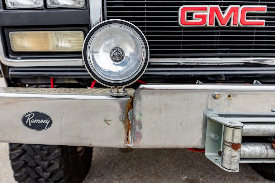 1990 GMC Jimmy 2nd Gen - Image 12 of 31