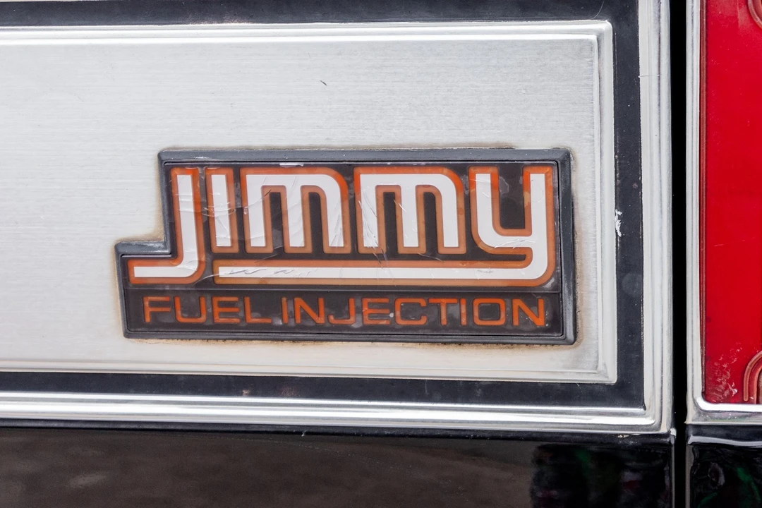 1990 GMC Jimmy 2nd Gen - Image 24 of 31