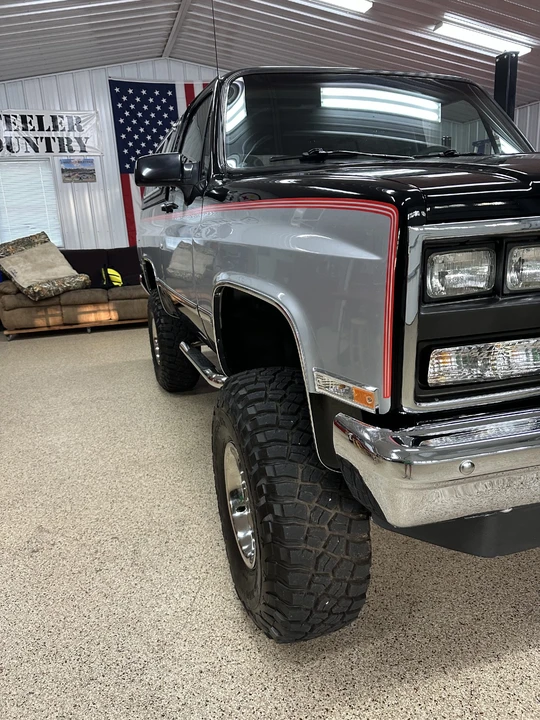 1990 GMC Jimmy 2nd Gen - Image 16 of 31
