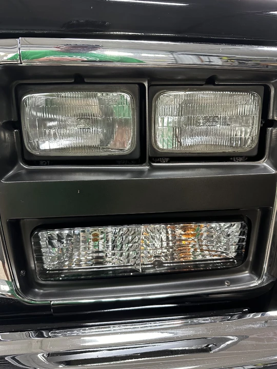 1990 GMC Jimmy 2nd Gen - Image 17 of 31