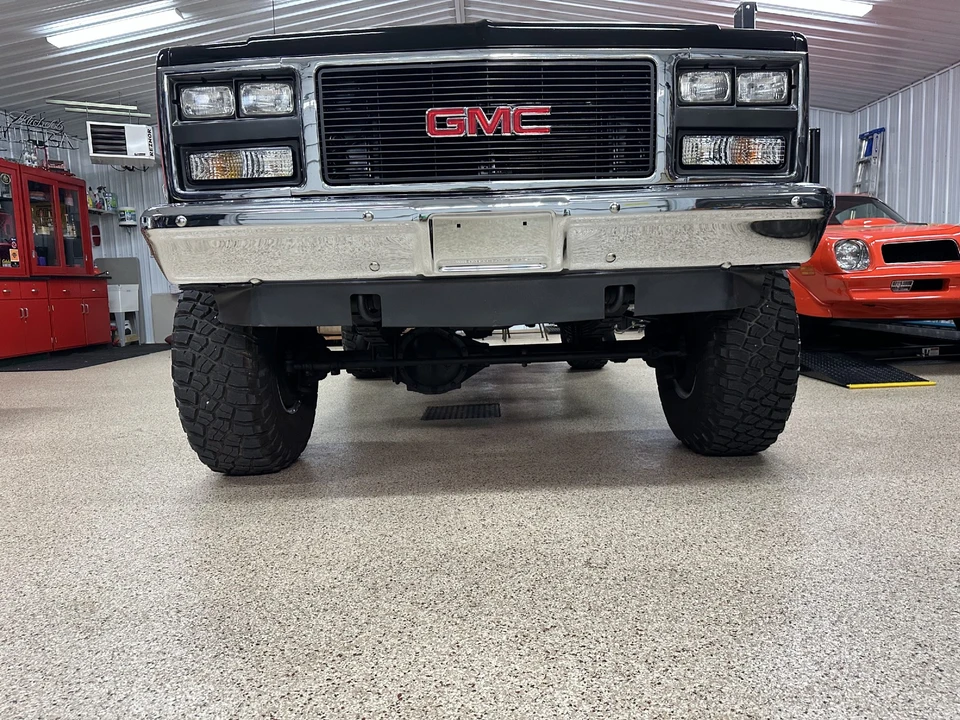 1990 GMC Jimmy 2nd Gen - Image 13 of 31