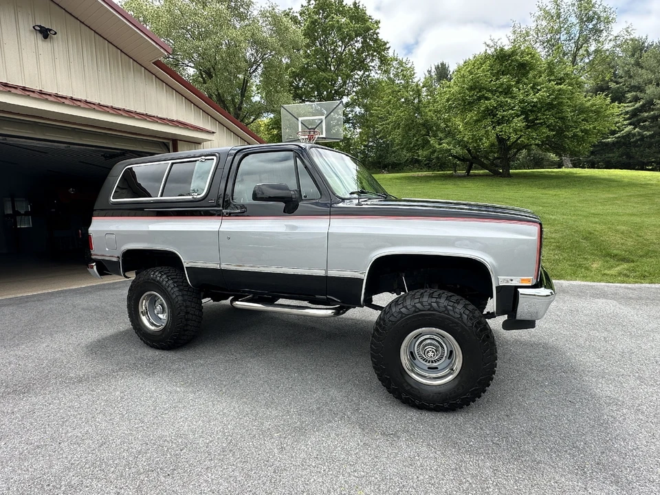 1990 GMC Jimmy 2nd Gen - Image 7 of 31