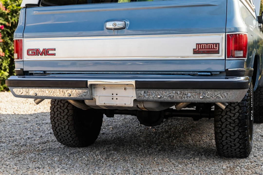 1990 GMC Jimmy 2nd Gen - Image 17 of 31