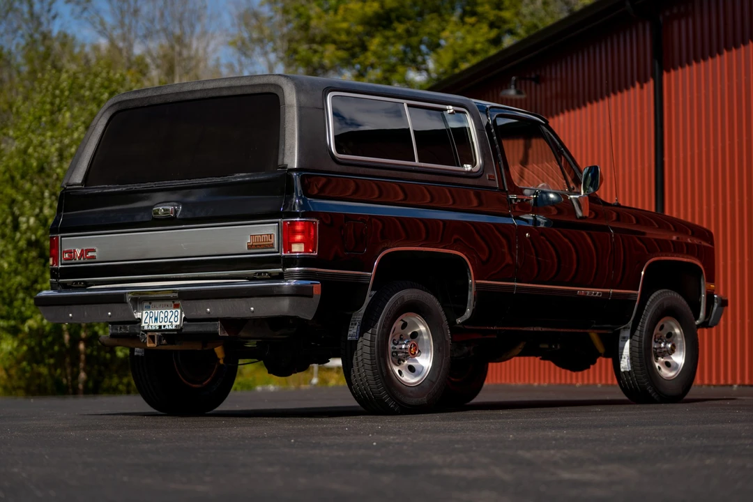1990 GMC Jimmy 2nd Gen - Image 23 of 31