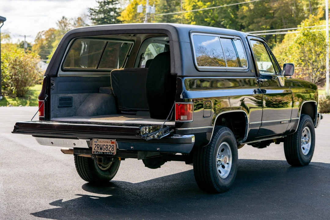 1990 GMC Jimmy 2nd Gen - Image 31 of 31