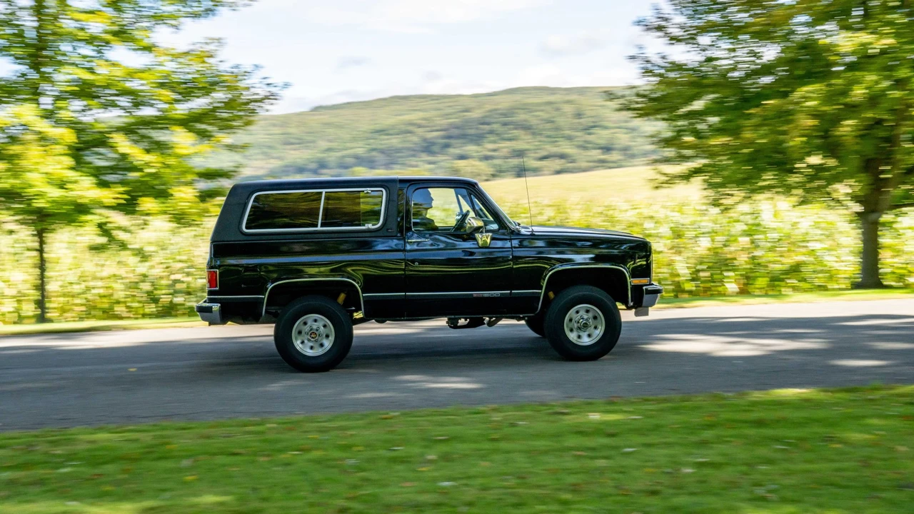 1990 GMC Jimmy 2nd Gen - Image 6 of 31