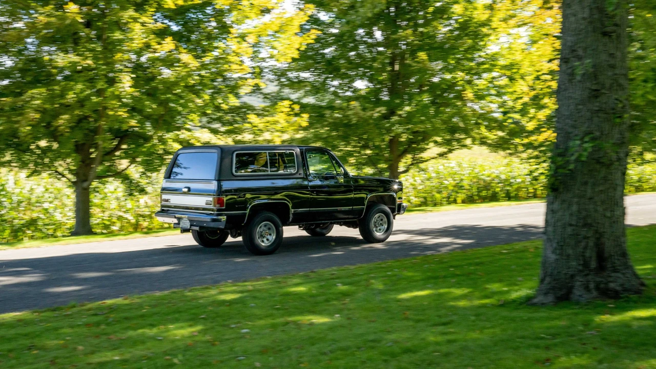 1990 GMC Jimmy 2nd Gen - Image 7 of 31