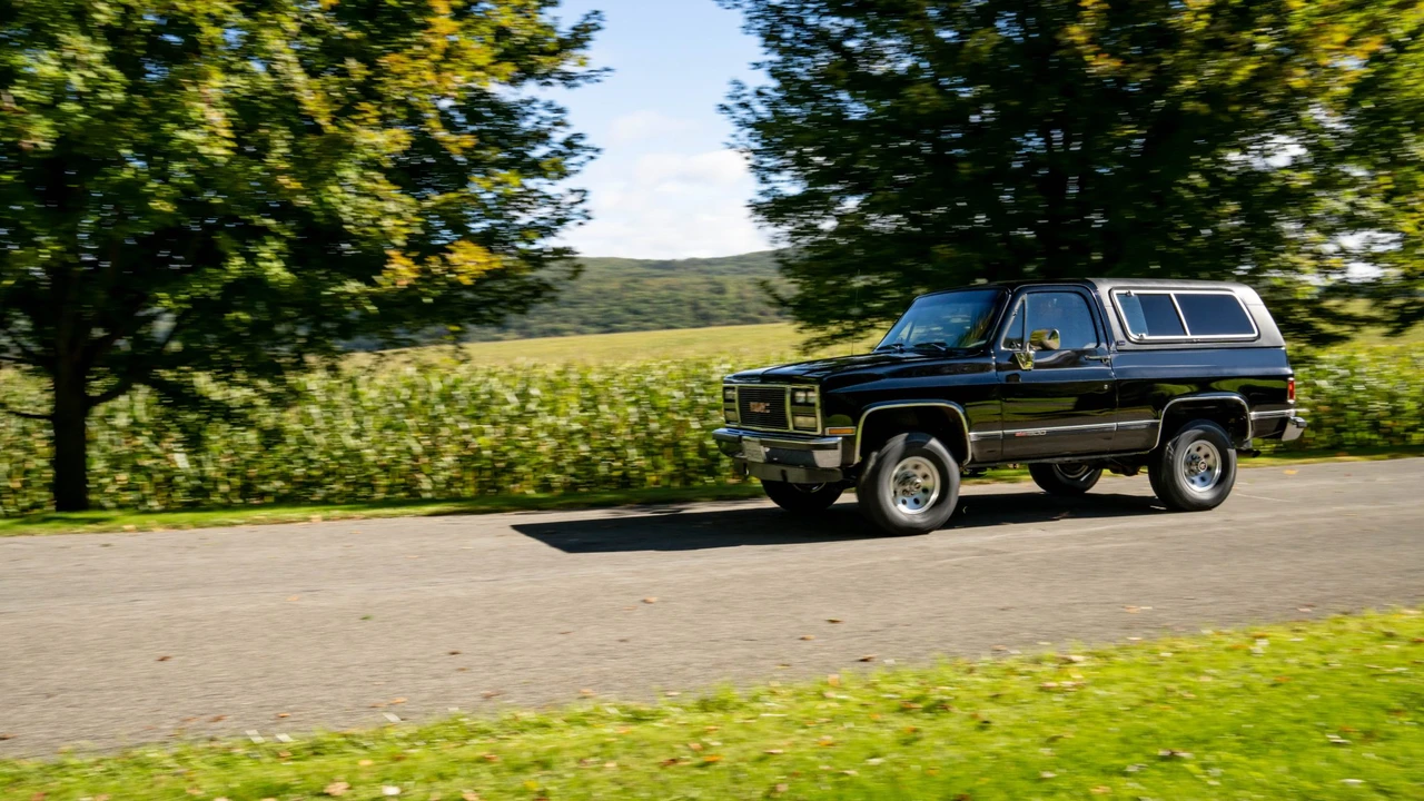 1990 GMC Jimmy 2nd Gen - Image 10 of 31