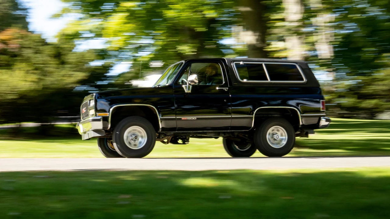 1990 GMC Jimmy 2nd Gen - Image 12 of 31