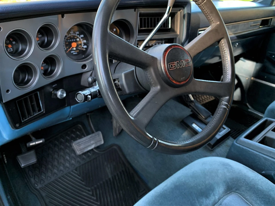 1990 GMC Jimmy 2nd Gen - Image 26 of 31