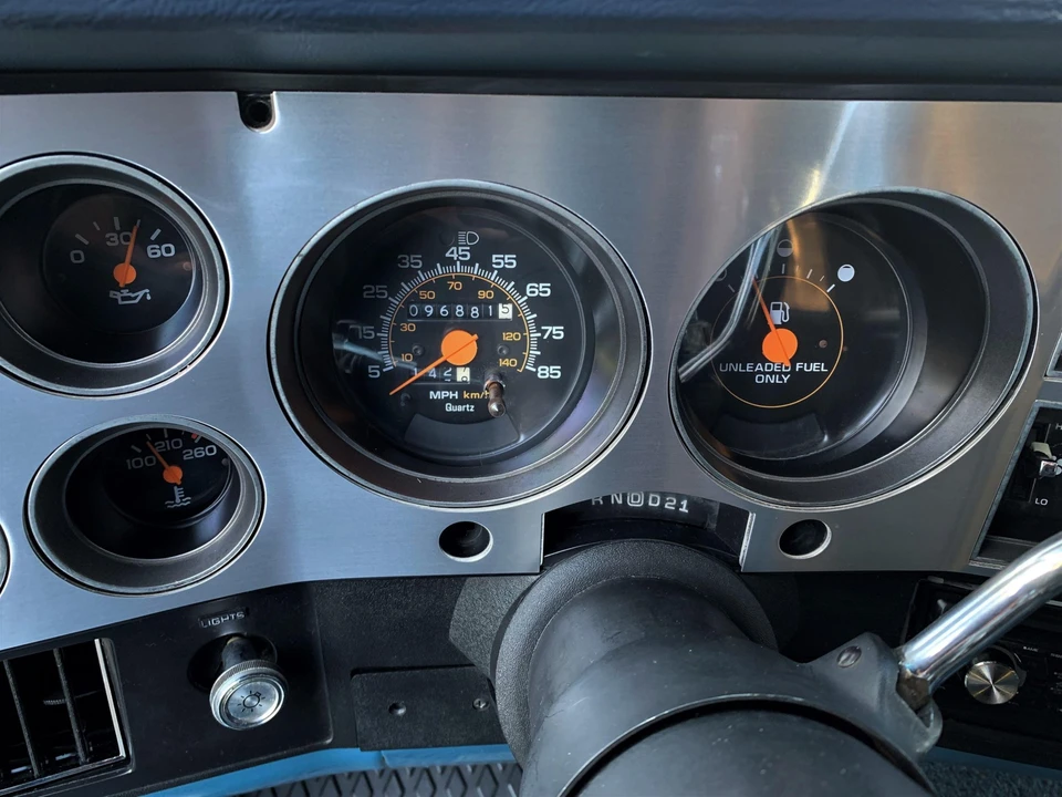 1990 GMC Jimmy 2nd Gen - Image 29 of 31