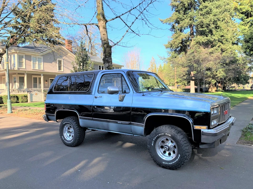 1990 GMC Jimmy 2nd Gen - Image 15 of 31