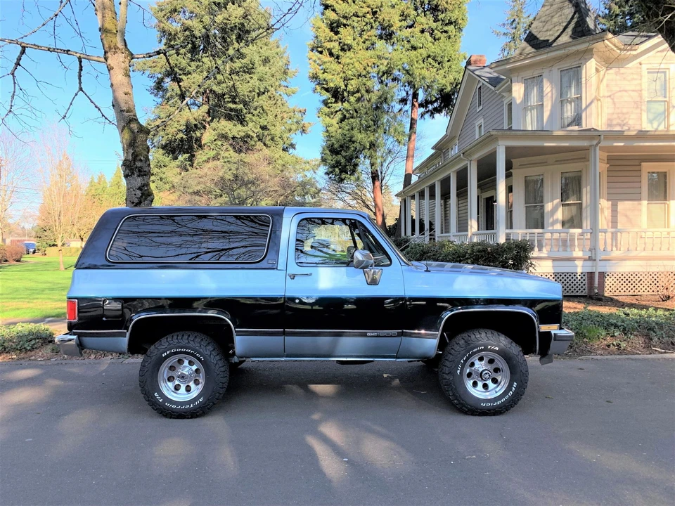 1990 GMC Jimmy 2nd Gen - Image 13 of 31