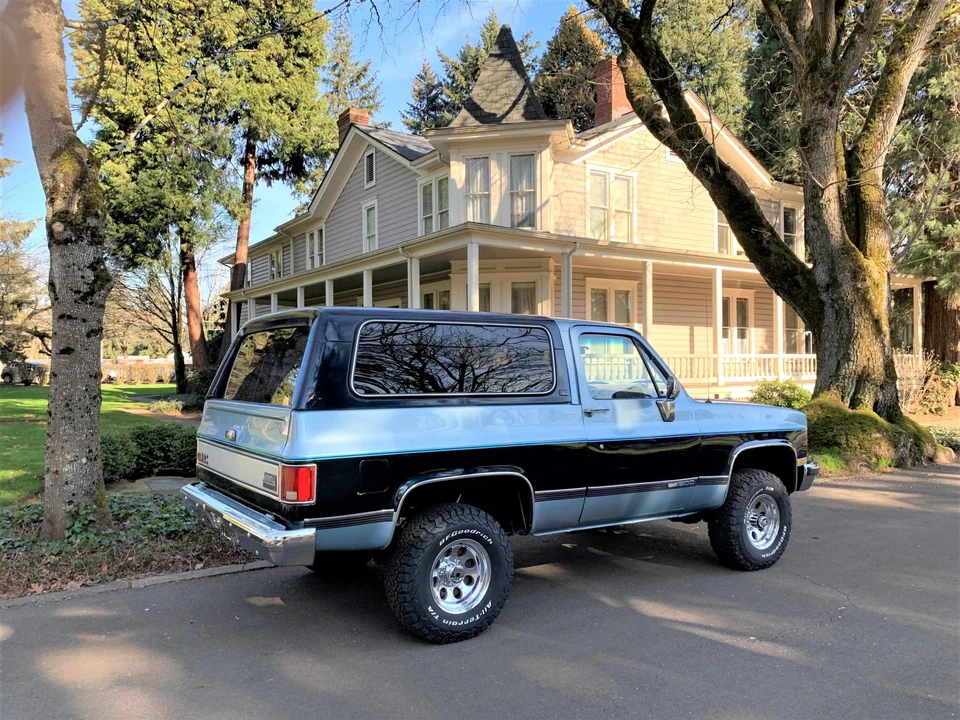1990 GMC Jimmy 2nd Gen - Image 11 of 31