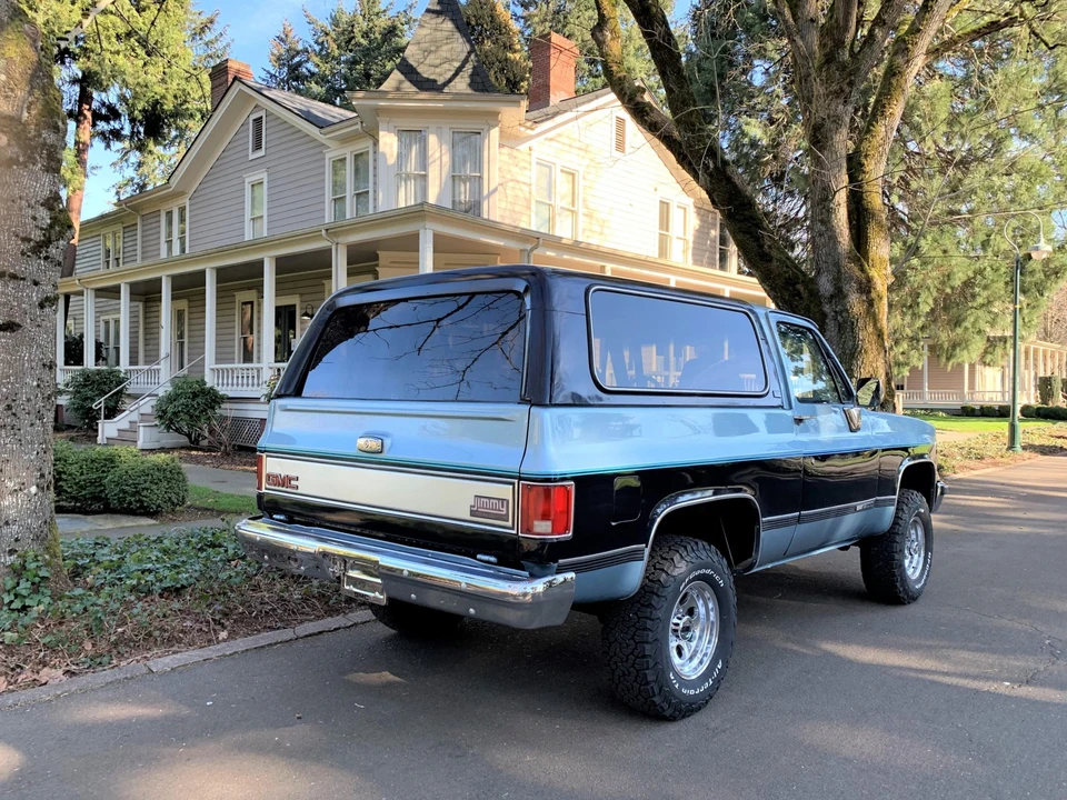 1990 GMC Jimmy 2nd Gen - Image 9 of 31