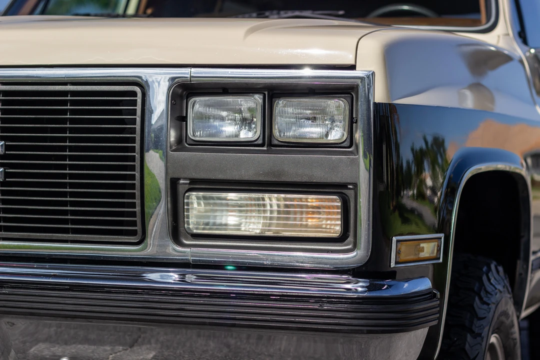 1990 GMC Jimmy 2nd Gen - Image 12 of 31