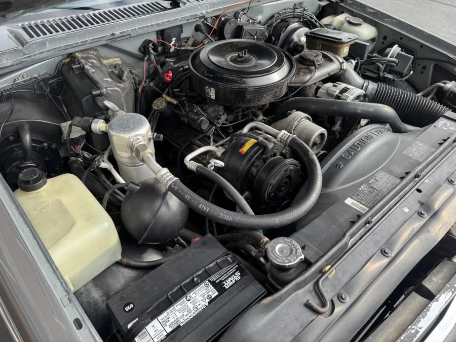 1990 GMC Jimmy 2nd Gen - Image 13 of 14