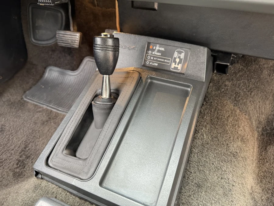 1990 GMC Jimmy 2nd Gen - Image 12 of 14