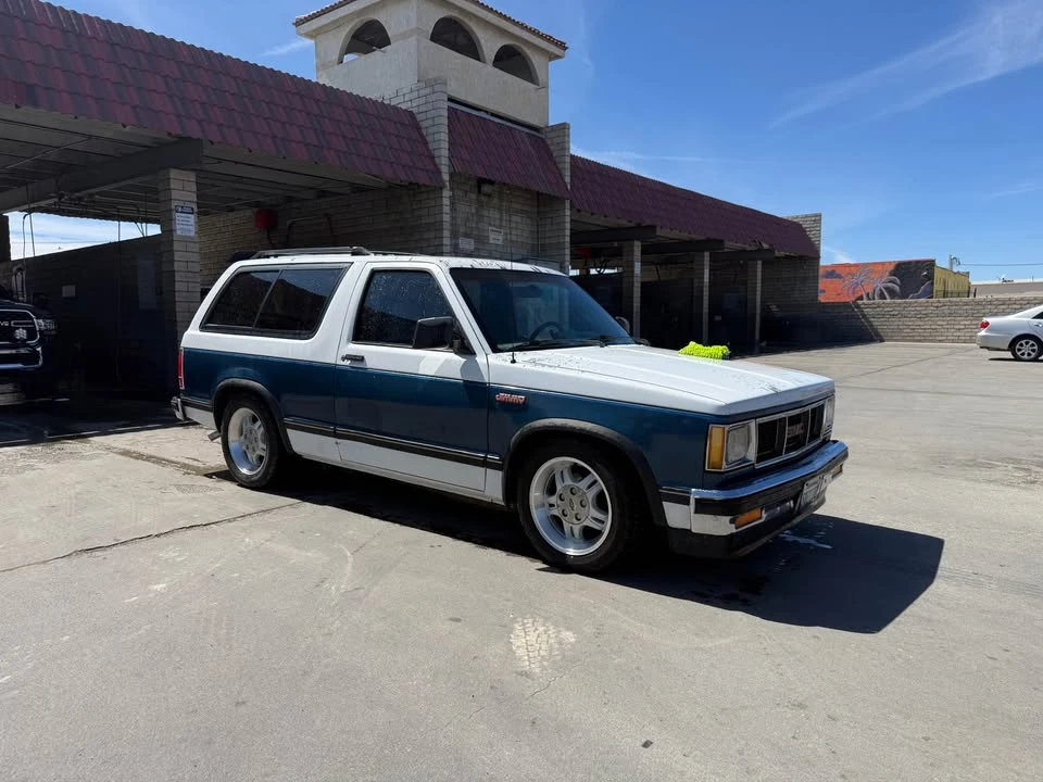 1990 GMC Jimmy 2nd Gen - Image 5 of 7