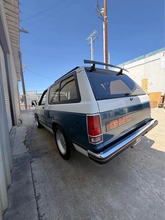 1990 GMC Jimmy 2nd Gen - Image 4 of 11