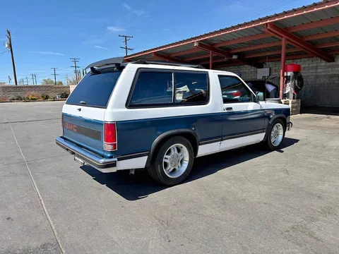 1990 GMC Jimmy Sport Utility 2D