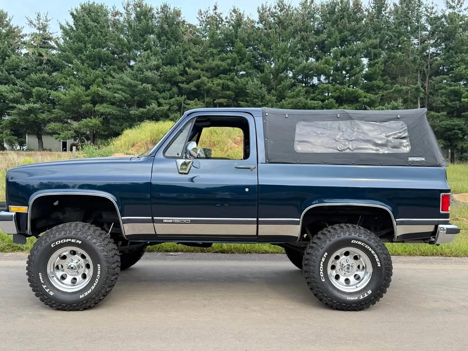 1990 GMC Jimmy 2nd Gen - Image 3 of 7