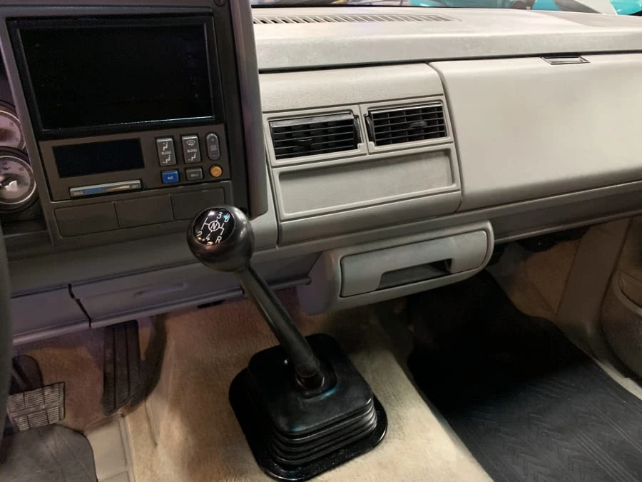 1990 GMC Sierra 1st Gen - Image 15 of 16