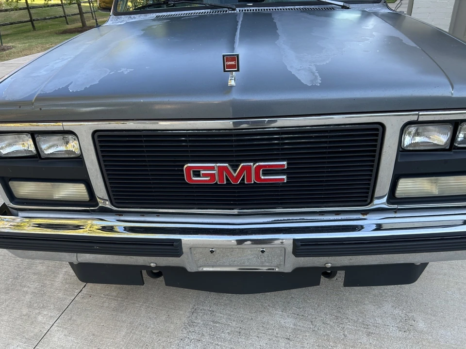 1990 GMC Suburban 7th Gen - Image 20 of 31