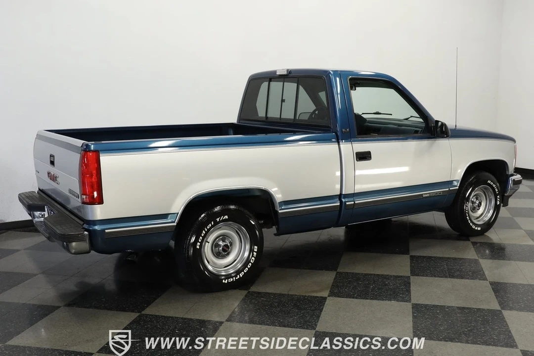 1990 GMC Sierra 1st Gen - Image 12 of 12